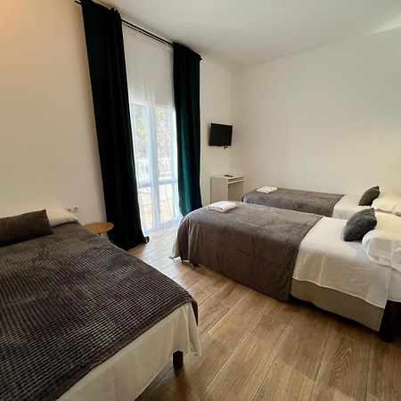 Hostal Oasis Dor Cala D´Or Esterno foto