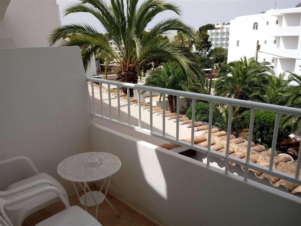 Hostal Oasis Dor Cala D´Or Esterno foto